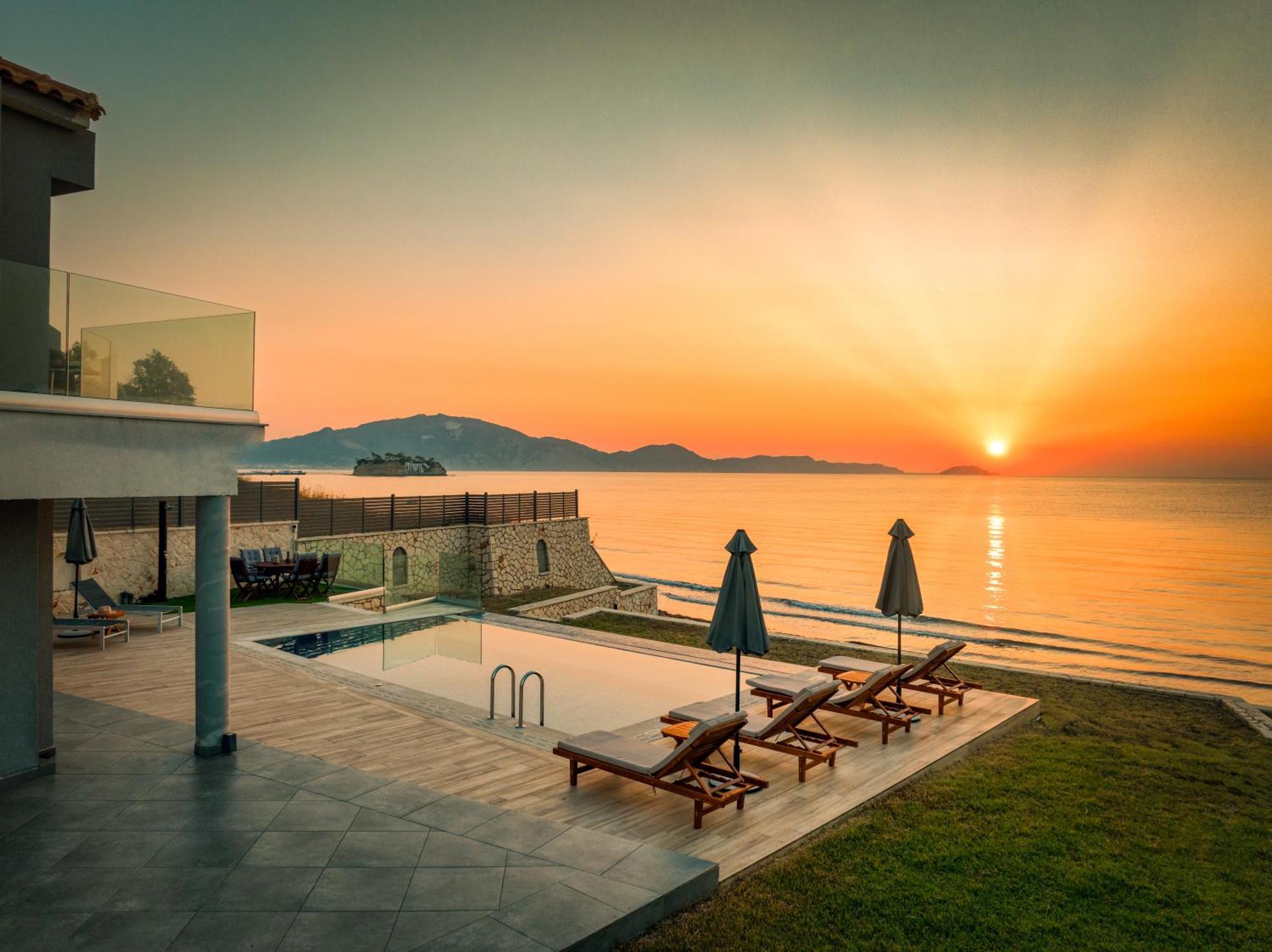 Violet Beach Front Private Villa Laganas Zewnętrze zdjęcie