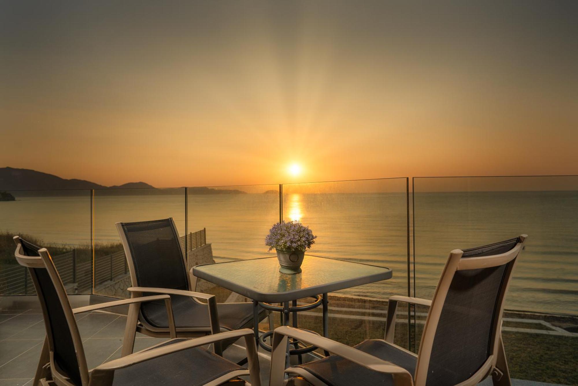 Violet Beach Front Private Villa Laganas Zewnętrze zdjęcie